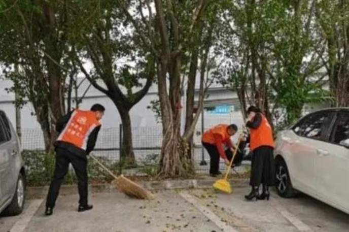 文明之花长开 精神之河长清——市十大正规买球app数据管理局精神文明建设永远在路上