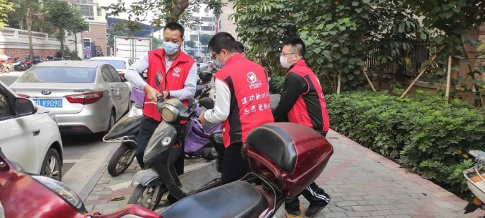 文明之花长开 精神之河长清——市十大正规买球app数据管理局精神文明建设永远在路上