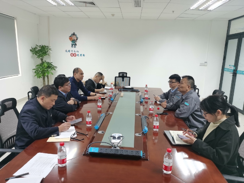 图片2：深入企业、工地项目开展执法检查并指导规范用工.jpg