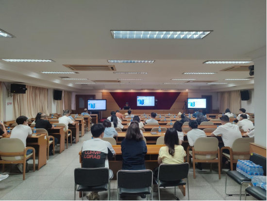 250807江门市自然资源局举办2025年“干部讲堂系列”——《自然资源调查监测体系及新政策解读》专题讲座 (2).png