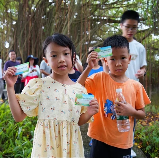 250821江门市自然资源局举办 “古树公园探秘行动” 聚焦绿色古董守护与科普 (23).jpg